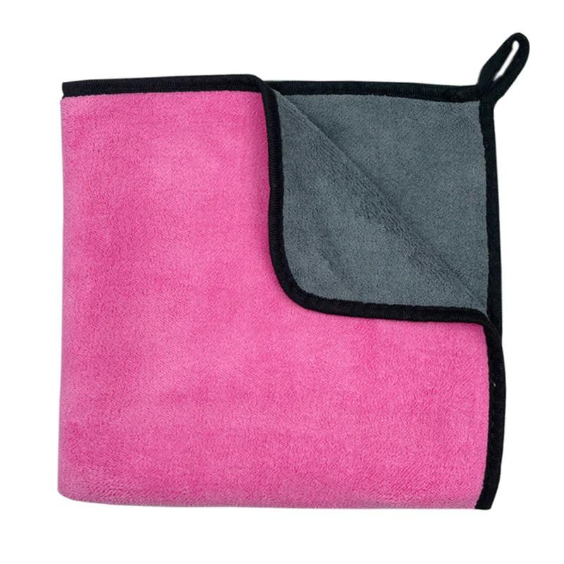 Quick-Drying Soft Fiber Towels for Dogs and Cats - Ultimate Water-Absorbent Bath Towels for Convenient Pet Care.