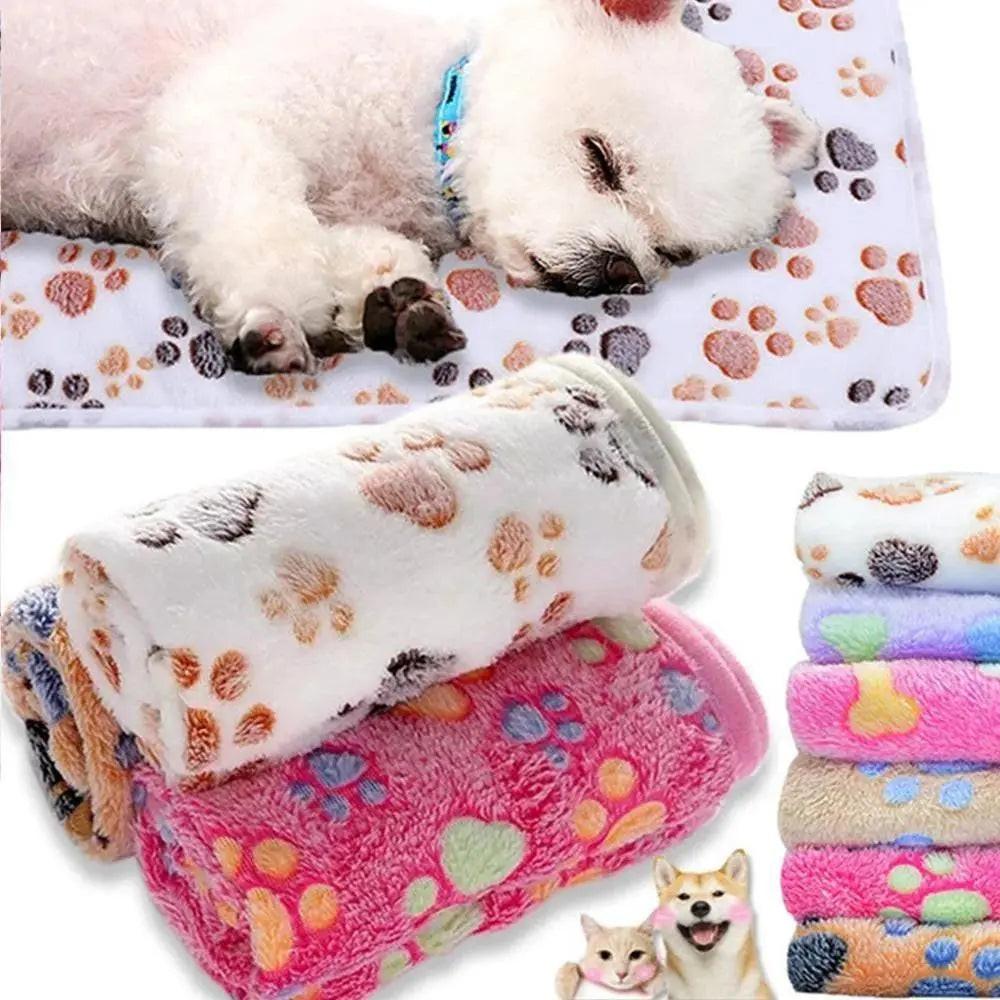Cozy Cartoon Paws Pet Blanket - The Perfect Soft Mat for Dogs and Cats.