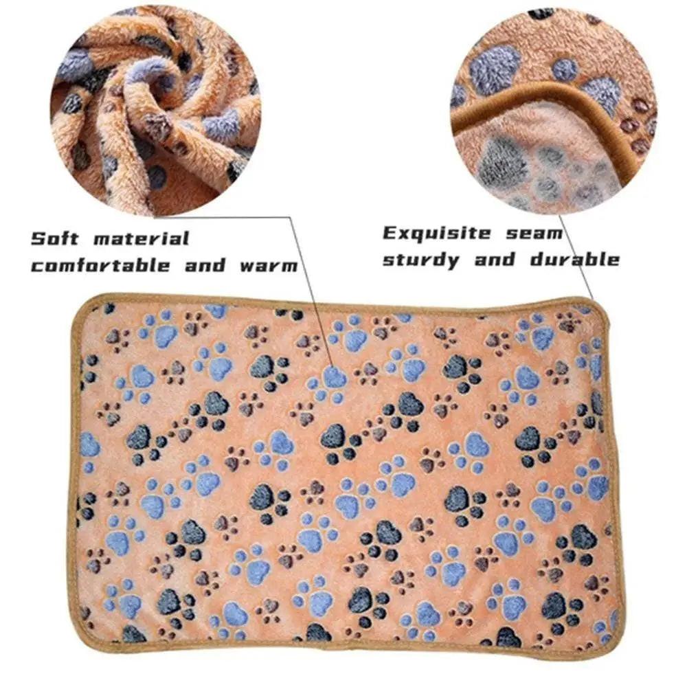 Cozy Cartoon Paws Pet Blanket - The Perfect Soft Mat for Dogs and Cats.