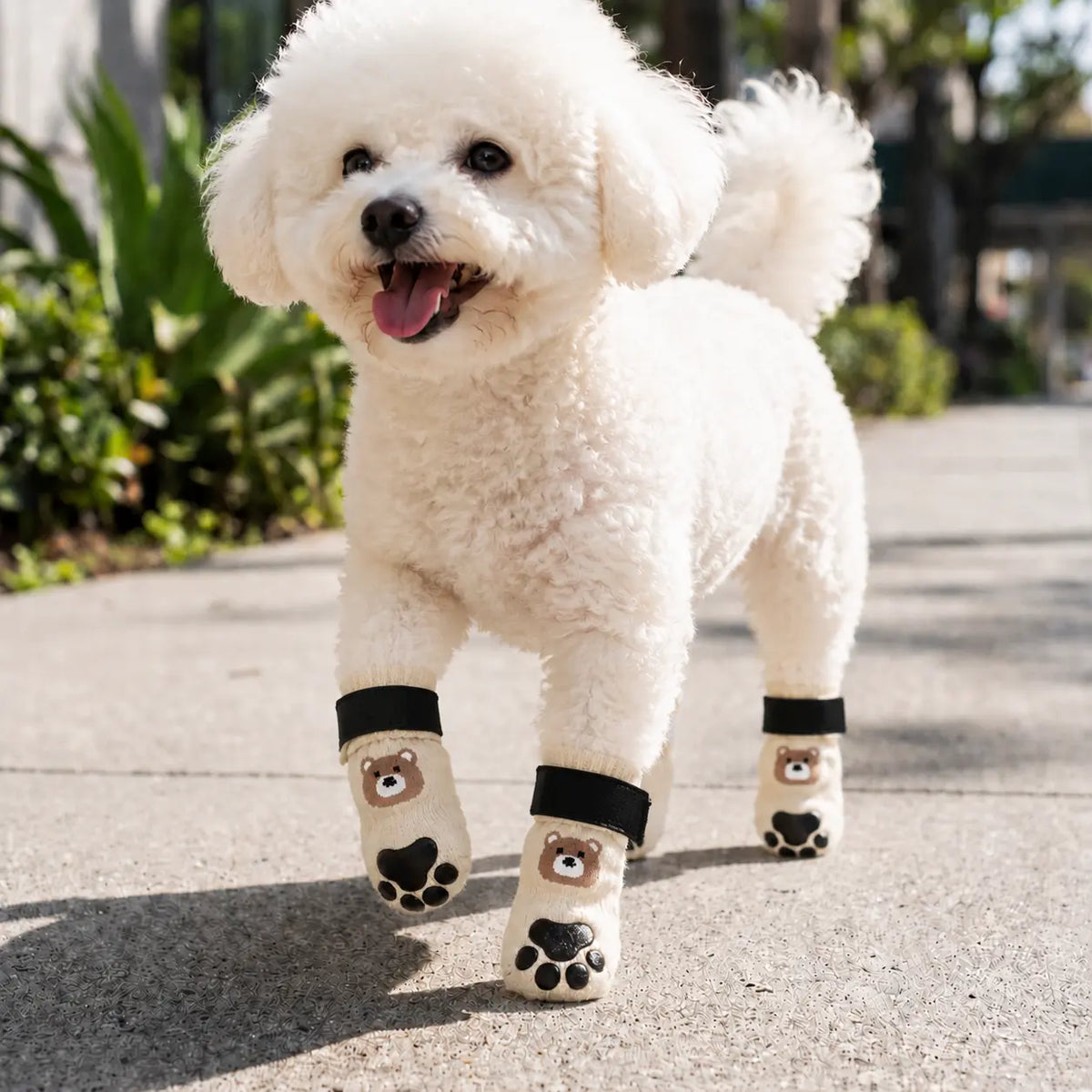 Dog Paw Protectors - 4-Piece Silicone Set with Anti-Slip Grip for Enhanced Outdoor Safety of Puppies and Dogs