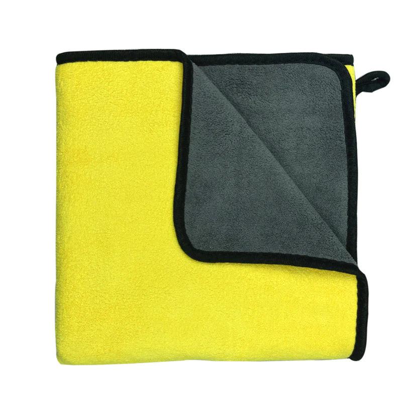 Quick-Drying Soft Fiber Towels for Dogs and Cats - Ultimate Water-Absorbent Bath Towels for Convenient Pet Care.
